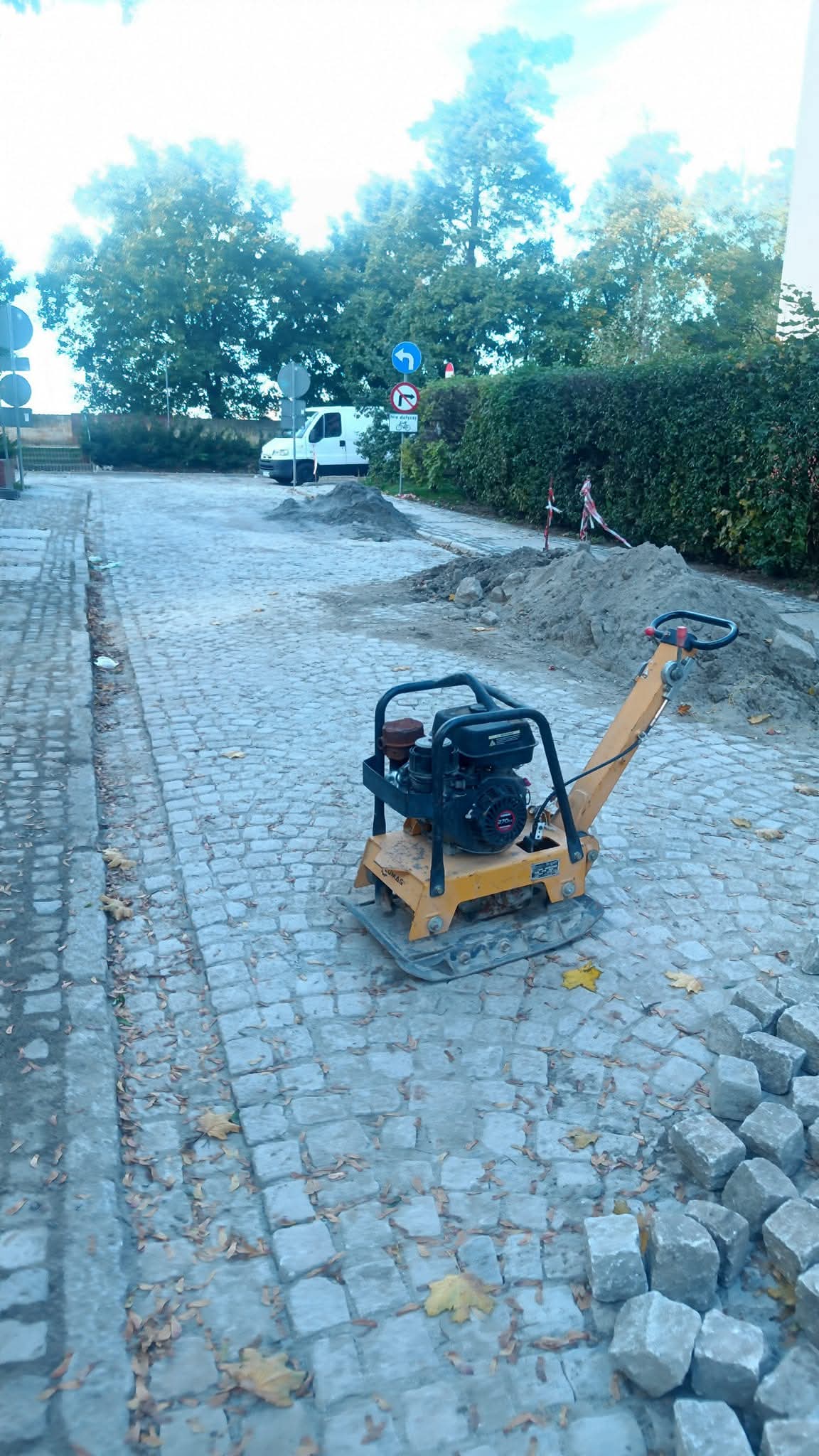 Drogi, place i kostka brukowa